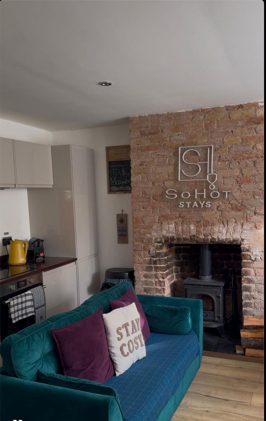 Stylish & Cosy Margate Escape With Hot Tub And Log Burner Dogs Welcome Exterior foto